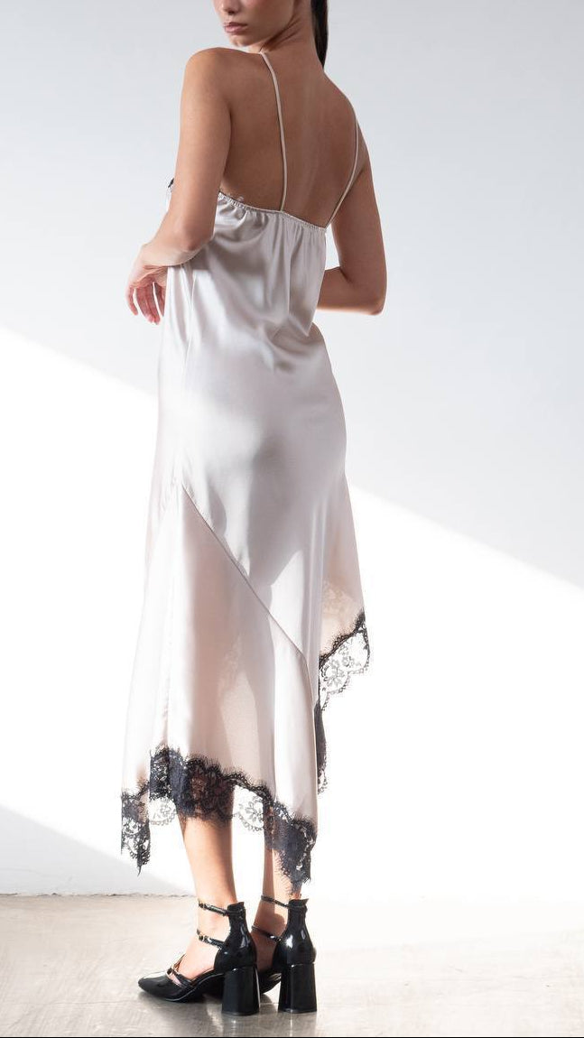 💋 Vestido Lencero Satinado con Encaje · 4 colores