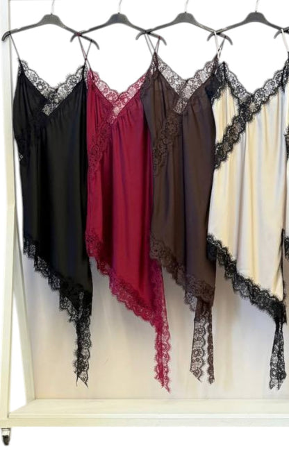 Vestido Lencero Asimétrico con Encaje – Talla Única (S a L)