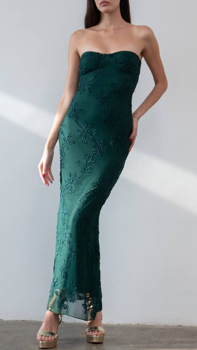 Vestido “Emerald Night” – Encaje y Espalda Cruzada