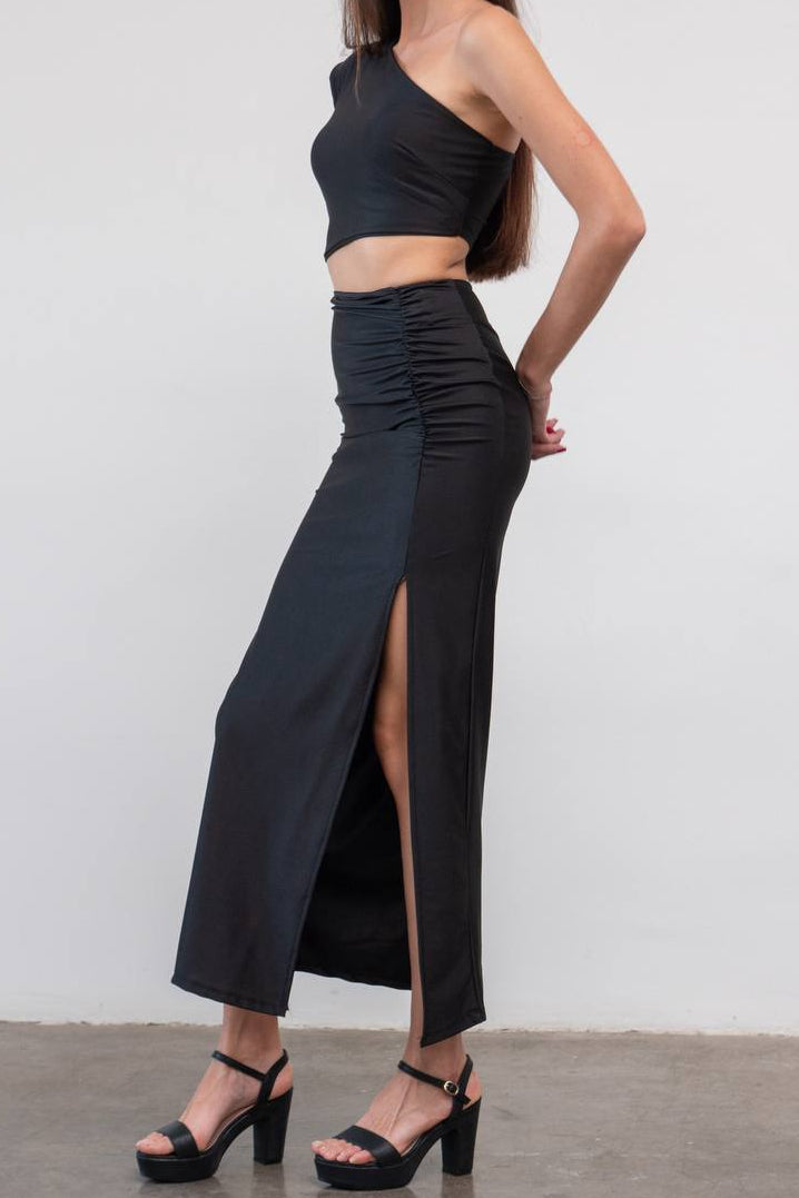 Conjunto Asimétrico de Punto Satinado