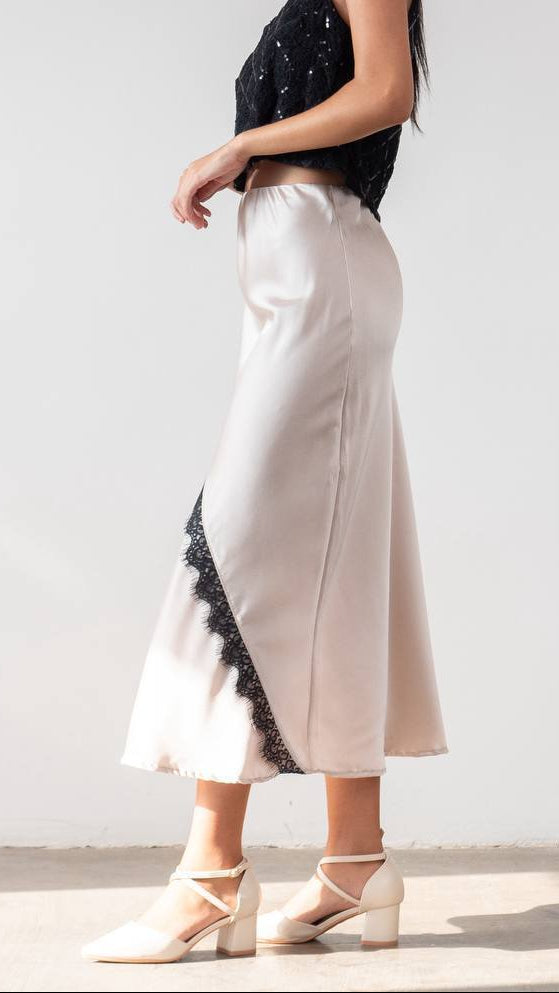 ✨ Falda Lencera Satinada con Encaje · 4 colores