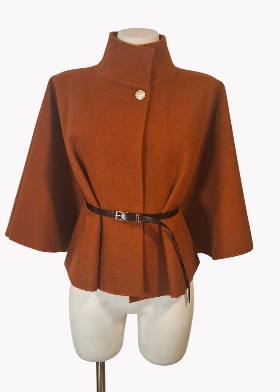 🧥 Capa corta viral con cinturón ajustable