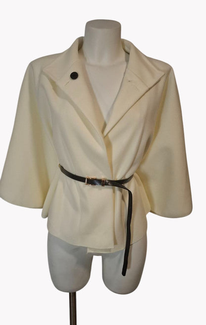 🧥 Capa corta viral con cinturón ajustable