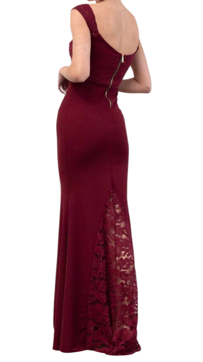 Vestido largo burdeos con encaje y espalda descubierta ✨